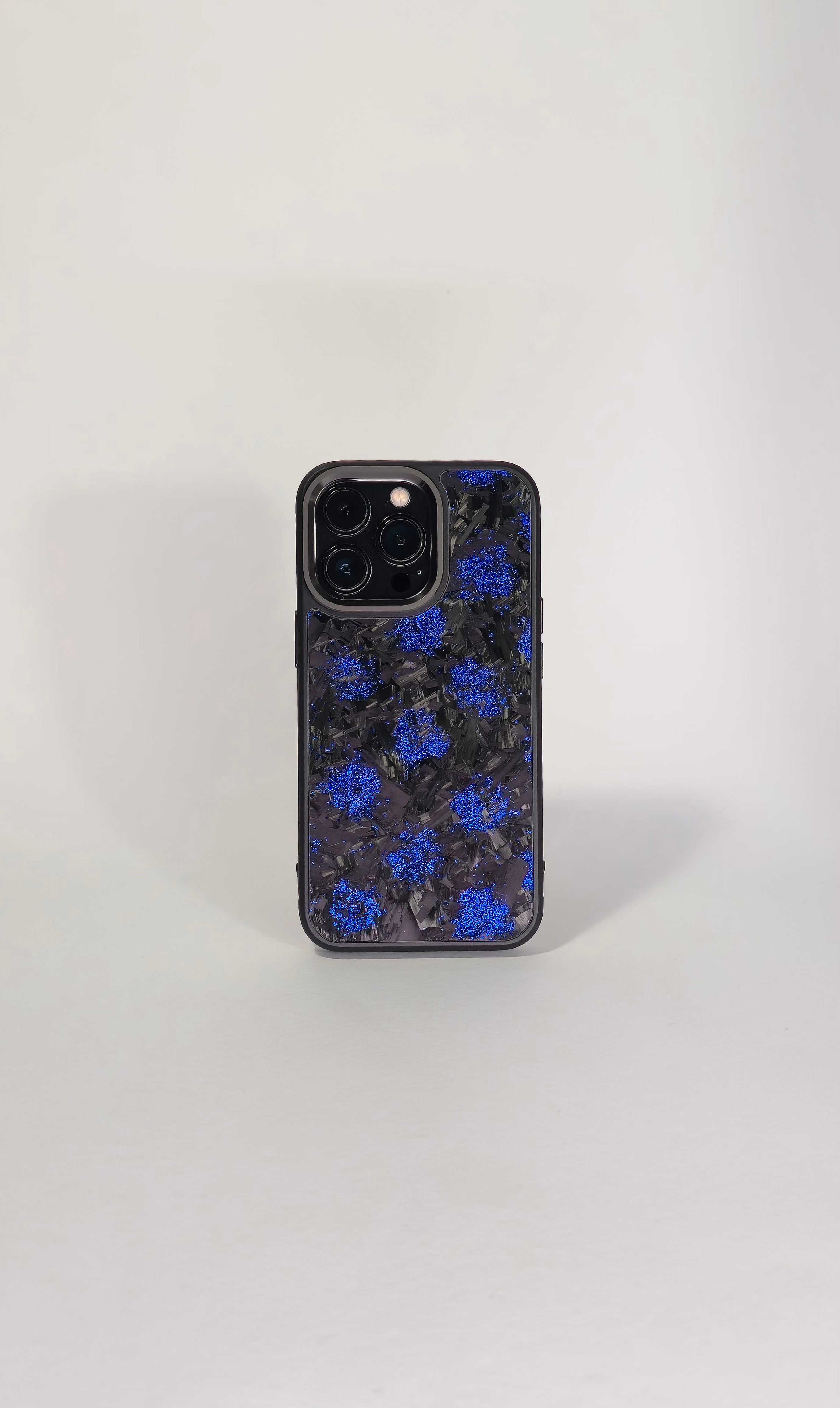 Forged Carbon Blue – MagSafe