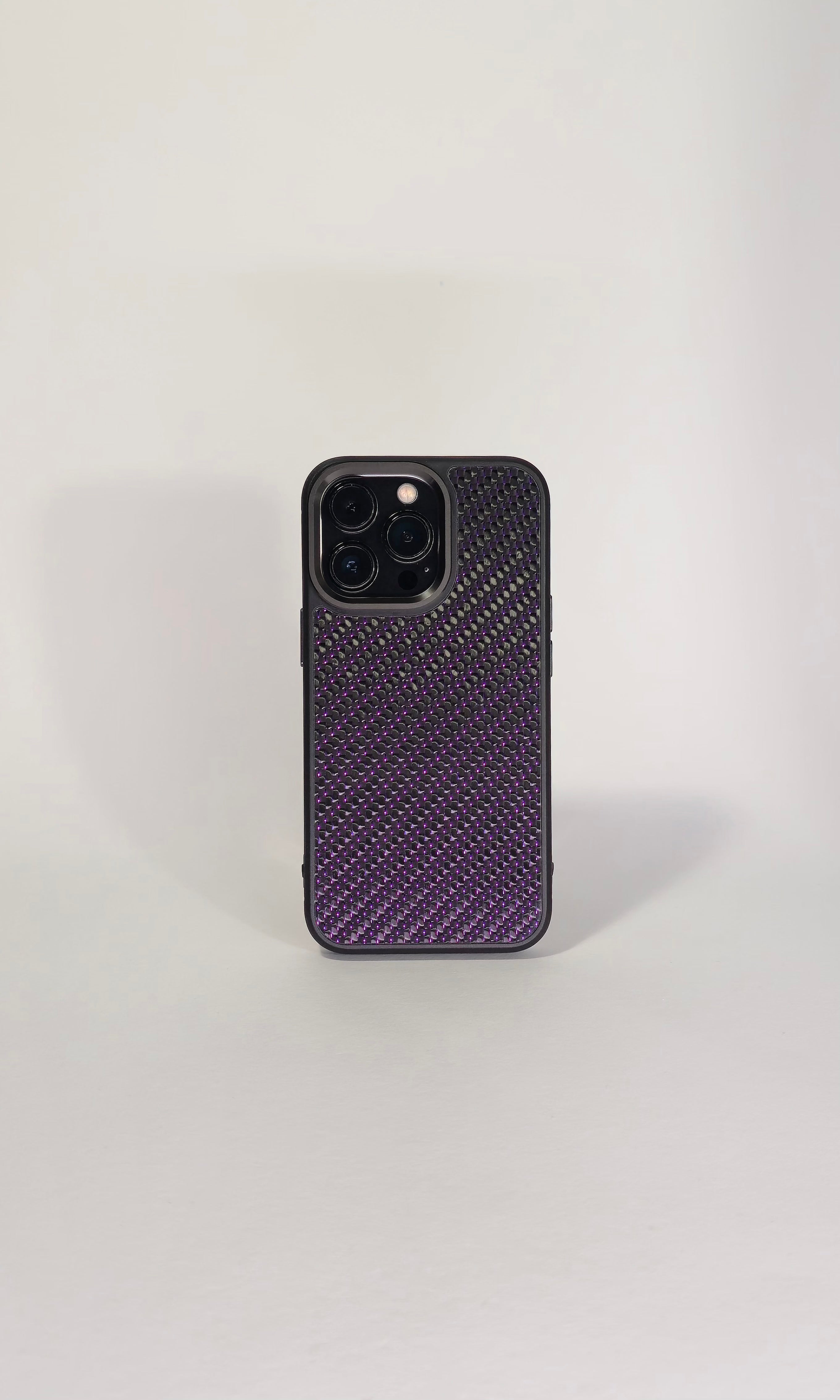 Carbon Fiber Case Purple - Magsafe