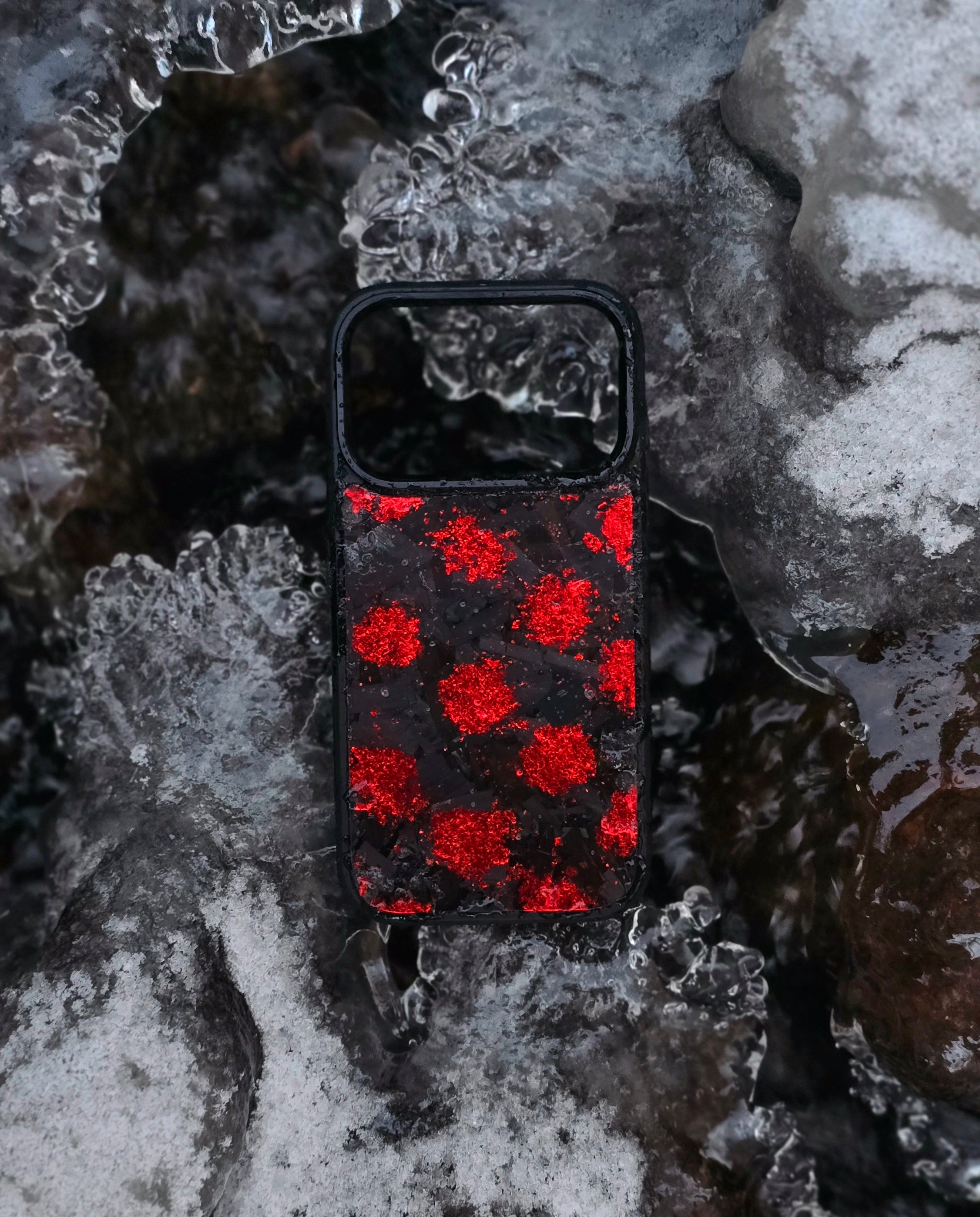 17 Forged Carbon Case Red