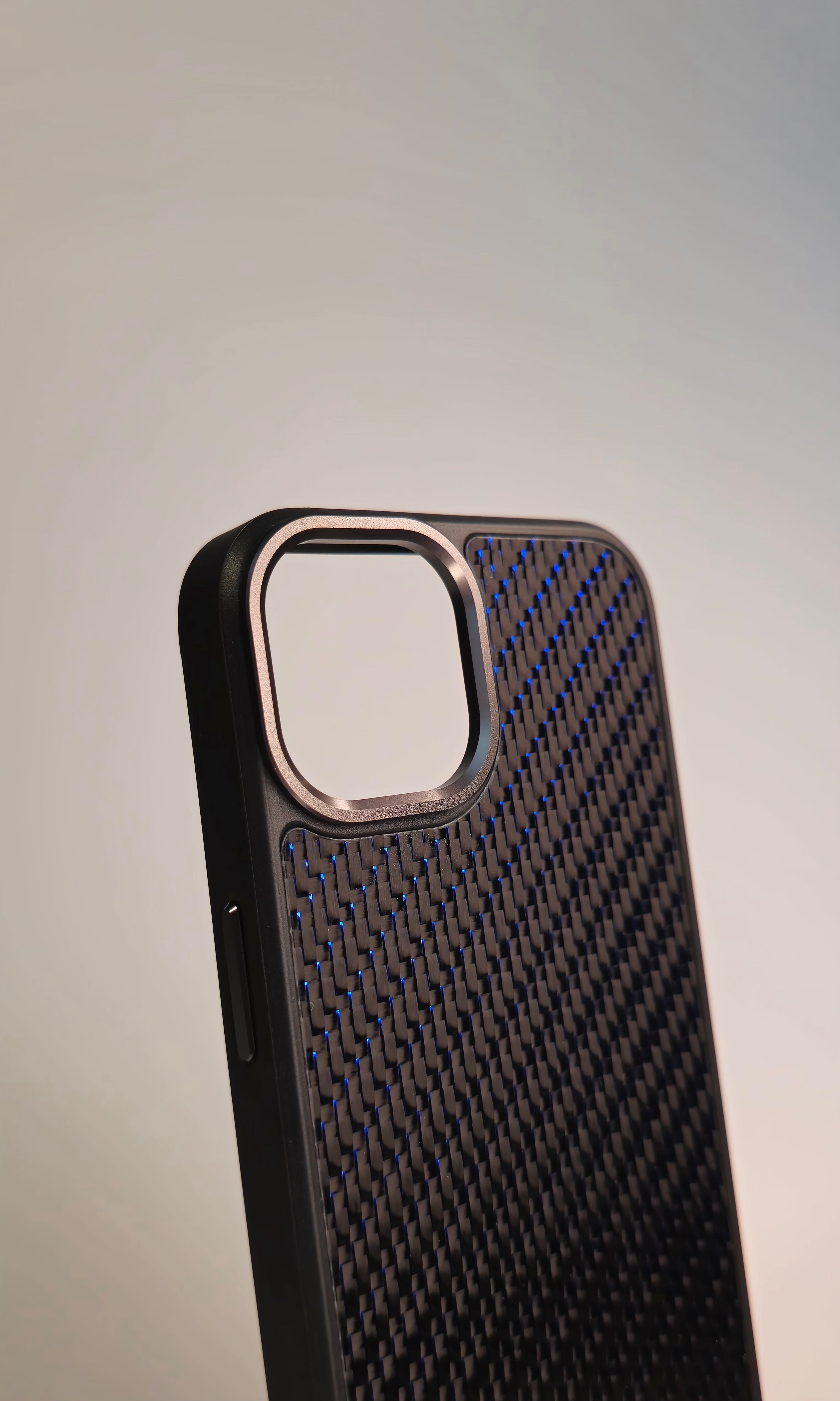 Reflective Carbon blue - Magsafe