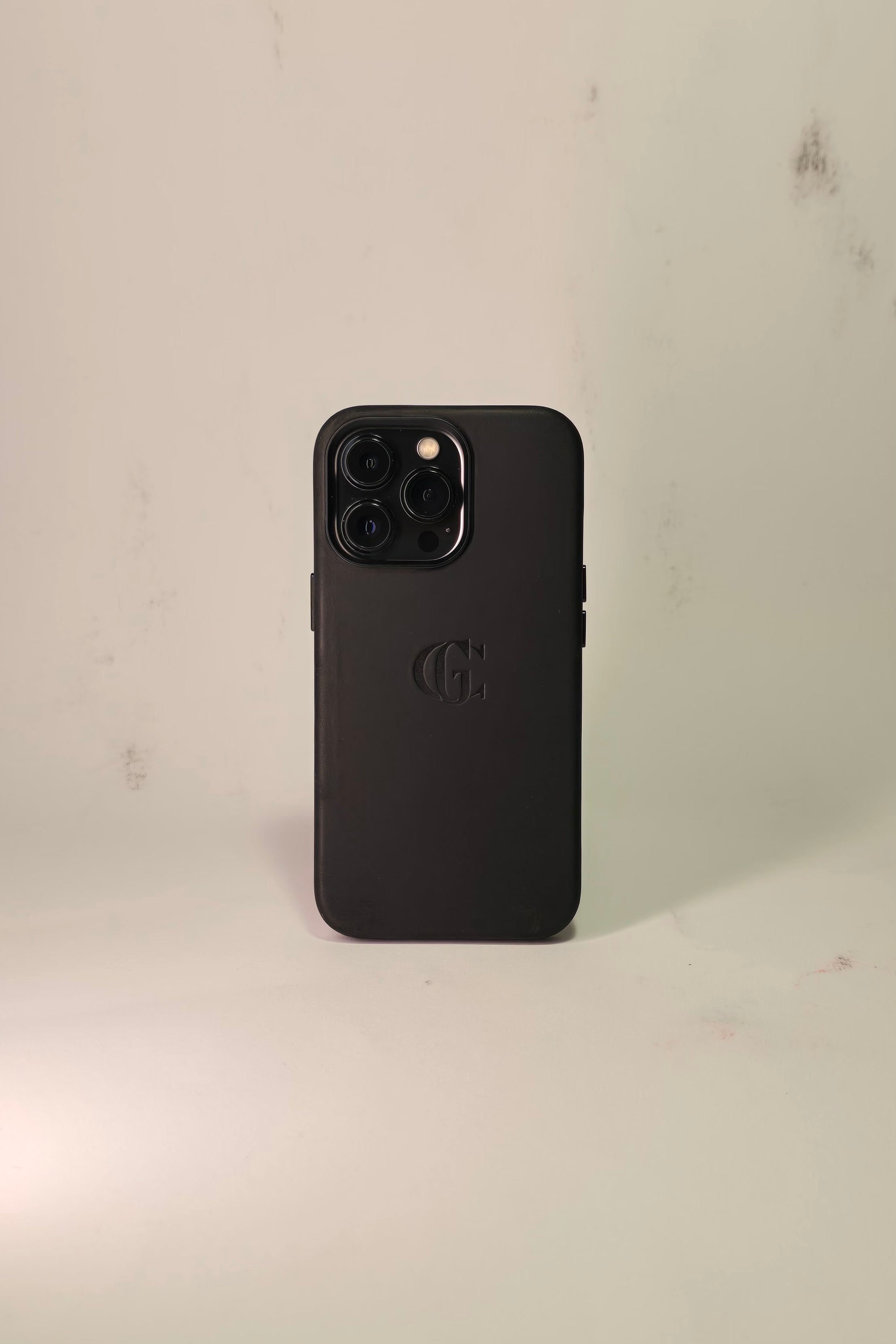 Minimalist Leather Case